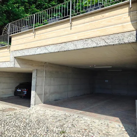 Al - Fiori - Pool & View Apartament Gravedona